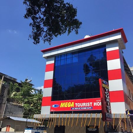 Mega Tourist Home Guruvāyūr Dış mekan fotoğraf
